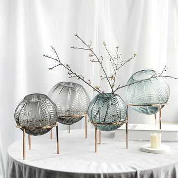 Nordic Leaf Pattern Ball Metal Frame